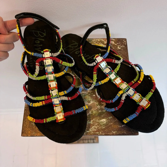 Blowfish Lawles Multi Colored Beaded Light Weight Flat Gladiator Sandal Size 10 - Picture 2 of 5